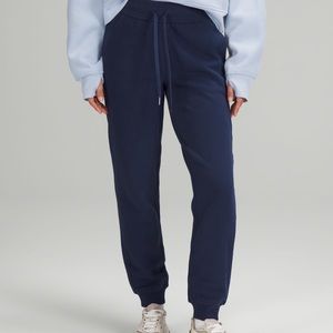 NWT Lululemon Scuba High Rise Jogger sz 8